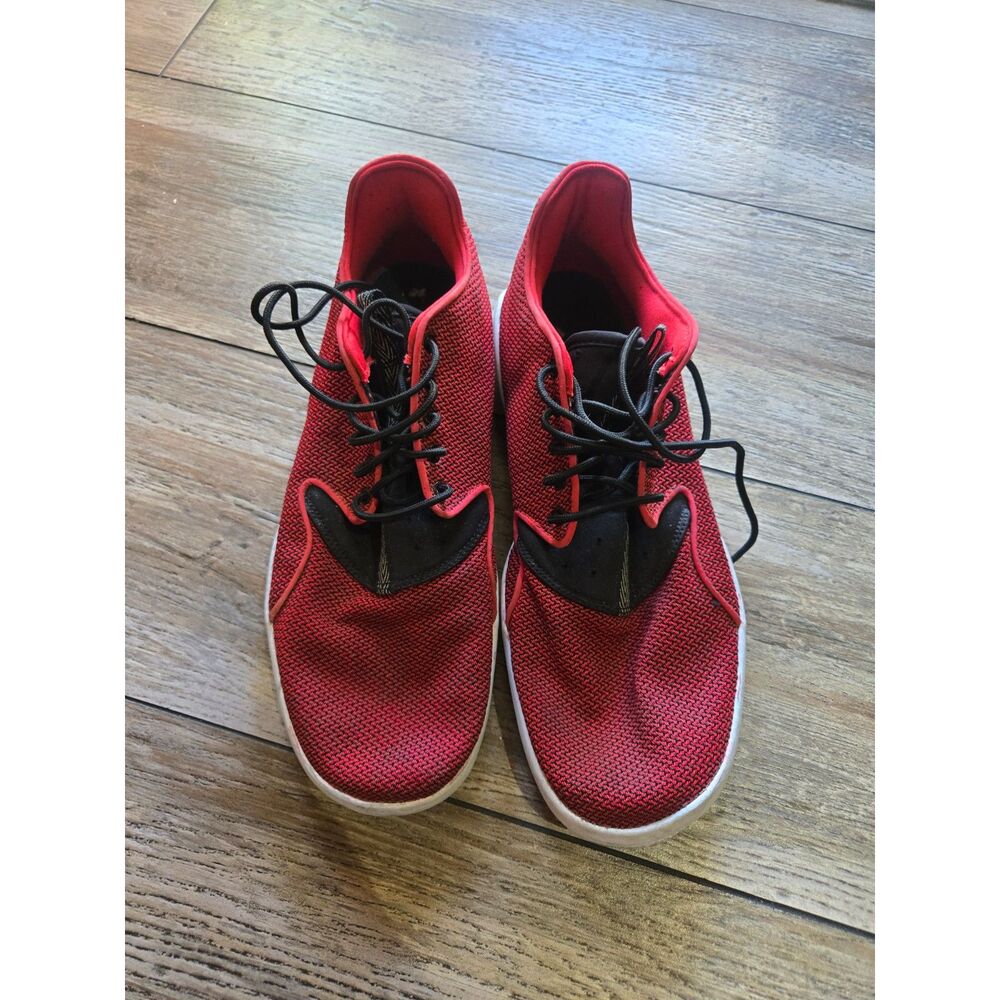 Air Jordan Eclipse University Red Black White Men’s Size 10.5 724010-601